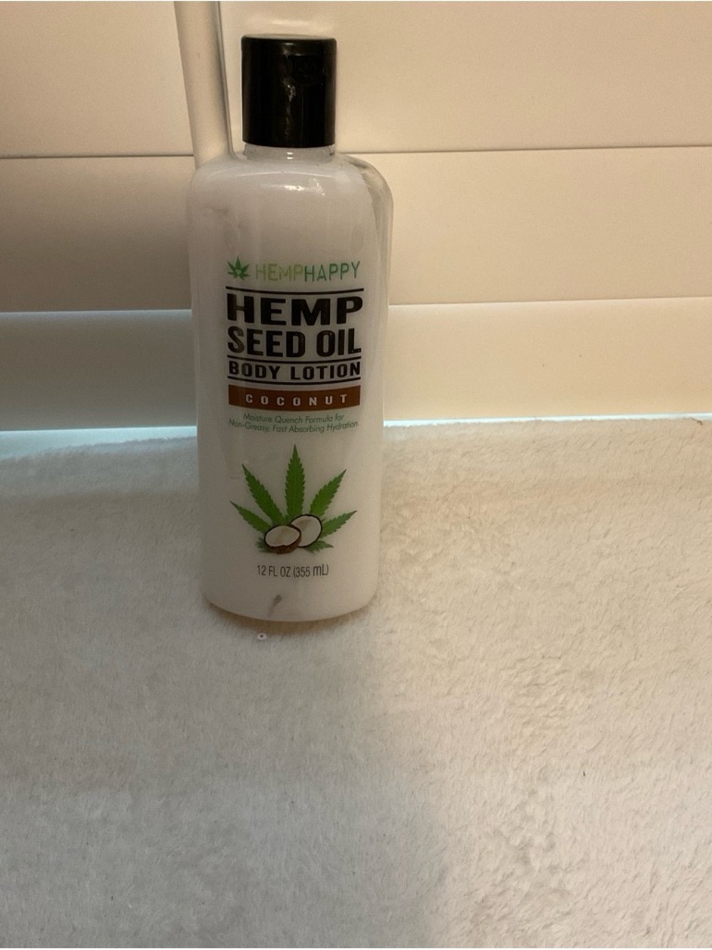 Hemp Happy Hemp Seed Oil Coconut Body Lotion - White